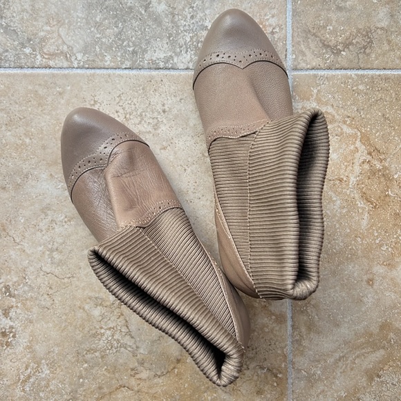 Anthropologie All Black Paper Birch Booties Leather & Knit Chelsea 2008 EUC - Picture 12 of 15